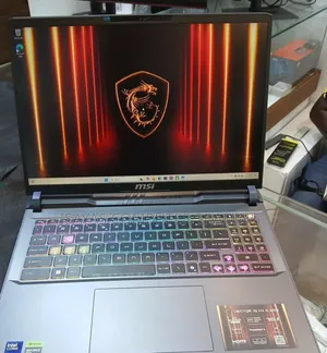 New Laptop MSI 16GB Intel Core Ultra 7 SSD 1T