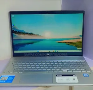 New Laptop HP Pavilion 15 8GB Intel Core I7 SSD 256GB