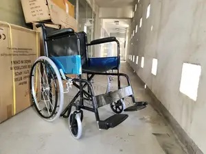 Photo - Wheelchair黨派wheelchair半個wheelchair起來wheelchair地方wheelchair