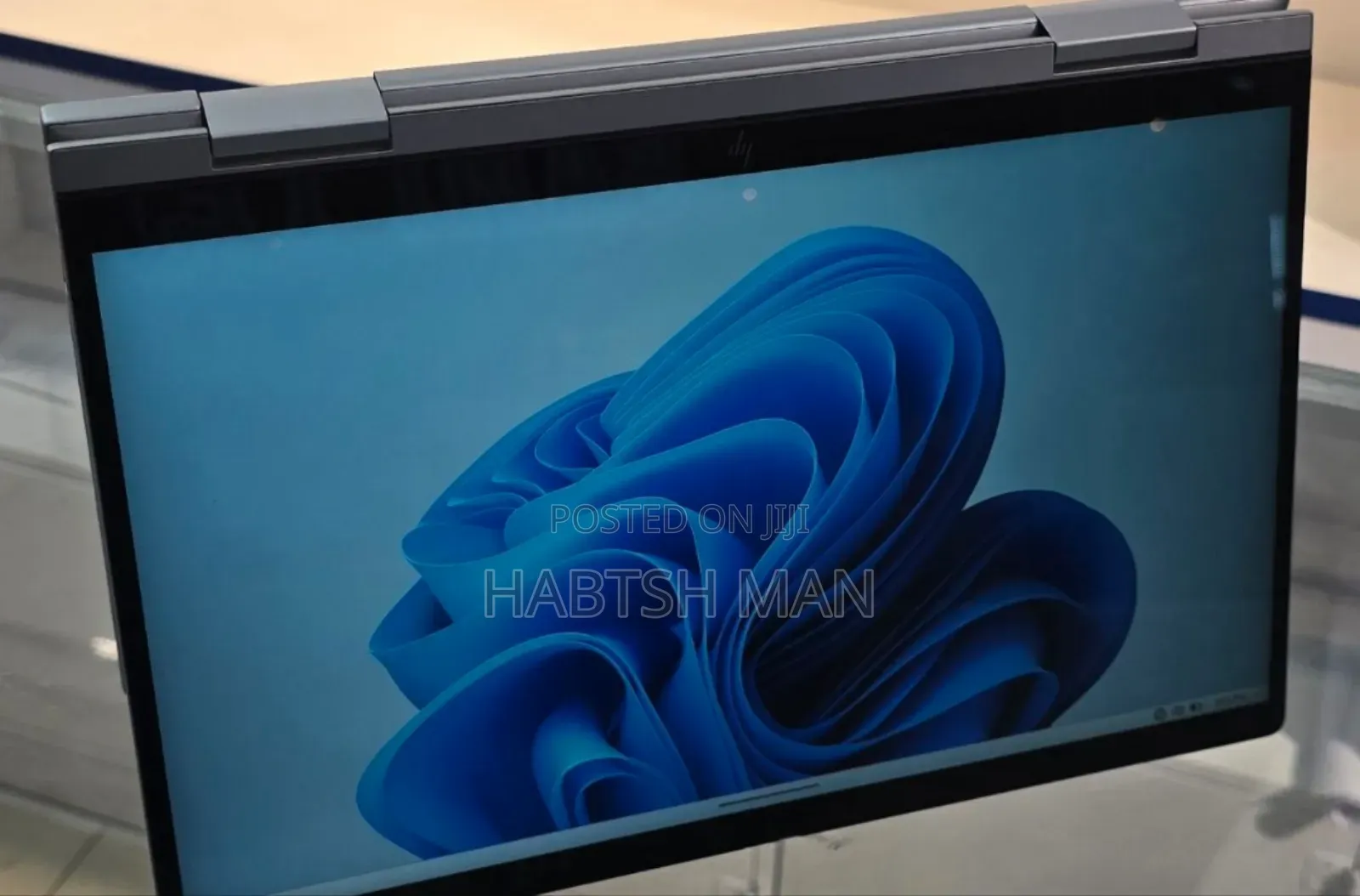 New Laptop HP Envy X360 8GB Intel Core Ultra 5 SSD 1T