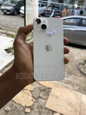 Photo - Apple iPhone 14 128 GB White