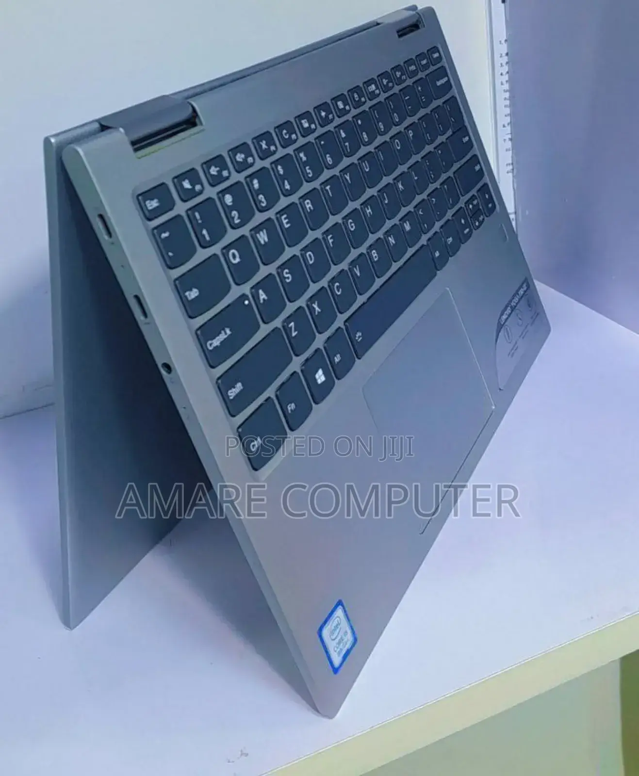 New Laptop Lenovo Yoga 730 8GB Intel Core I5 SSD 256GB