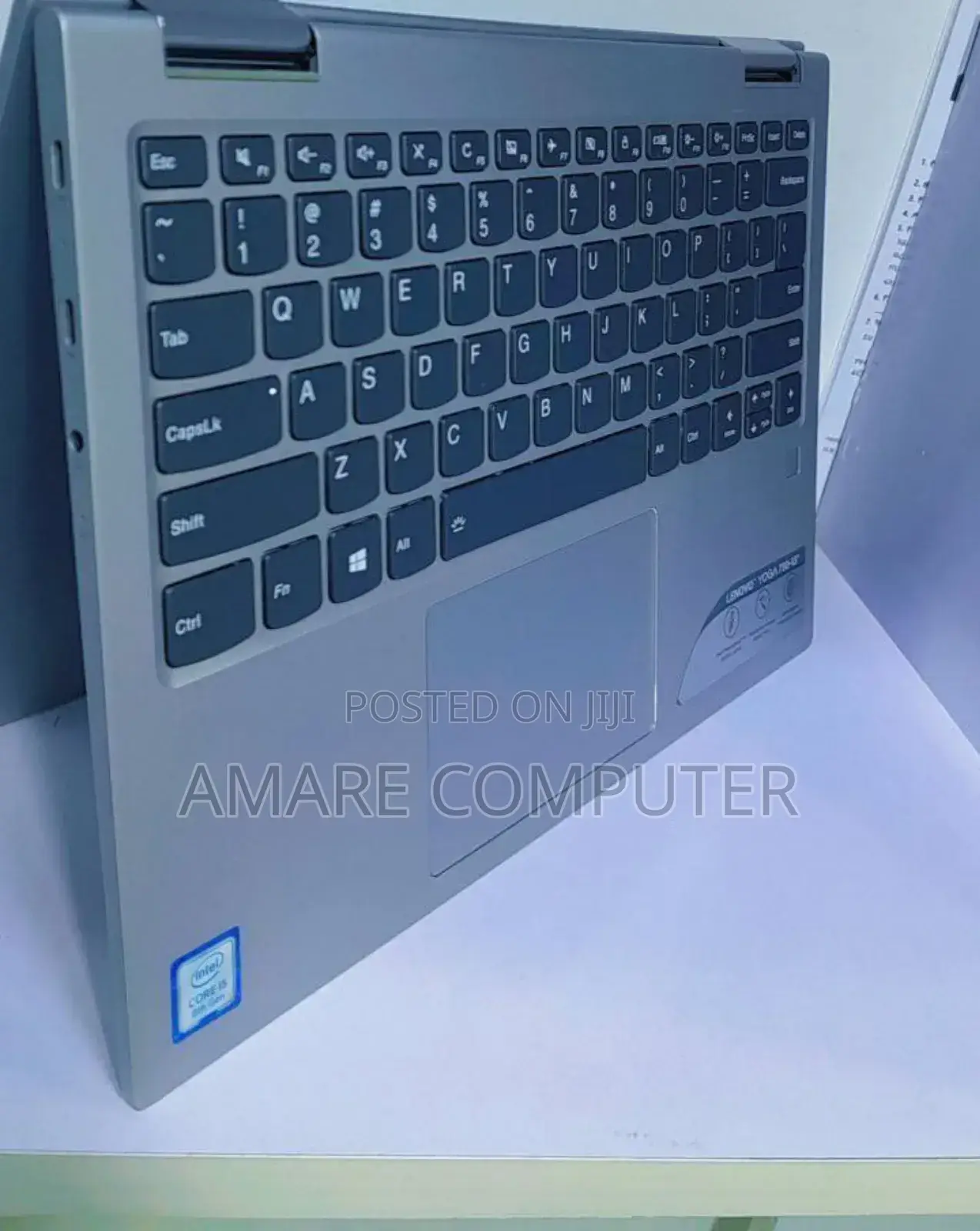 New Laptop Lenovo Yoga 730 8GB Intel Core I5 SSD 256GB