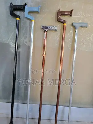 Photo - Walking Stick//Can Support 150kg. The Natural Rubber Feet