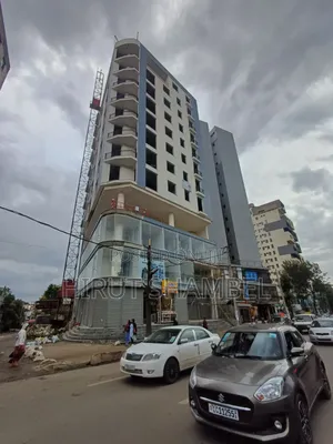 ለንግዶ አይን የሆነ ቦታ በ ሾላ