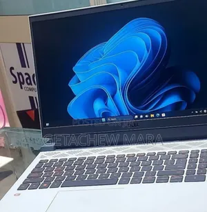 New Laptop Dell Latitude 5310 16GB Intel Core I5 SSD 512GB