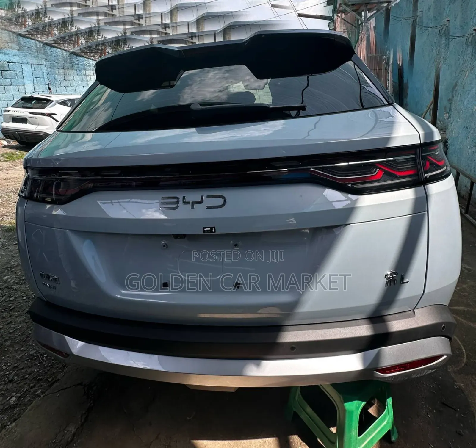 New BYD Song L DM-i 2025 Ivory