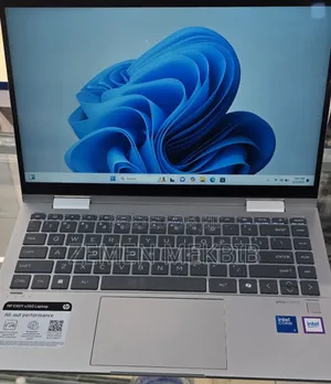 New Laptop HP Envy X360 8GB Intel Core I5 SSD 1T