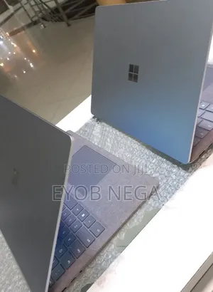 New Laptop Microsoft Surface 16GB Intel Core I7 SSD 512GB