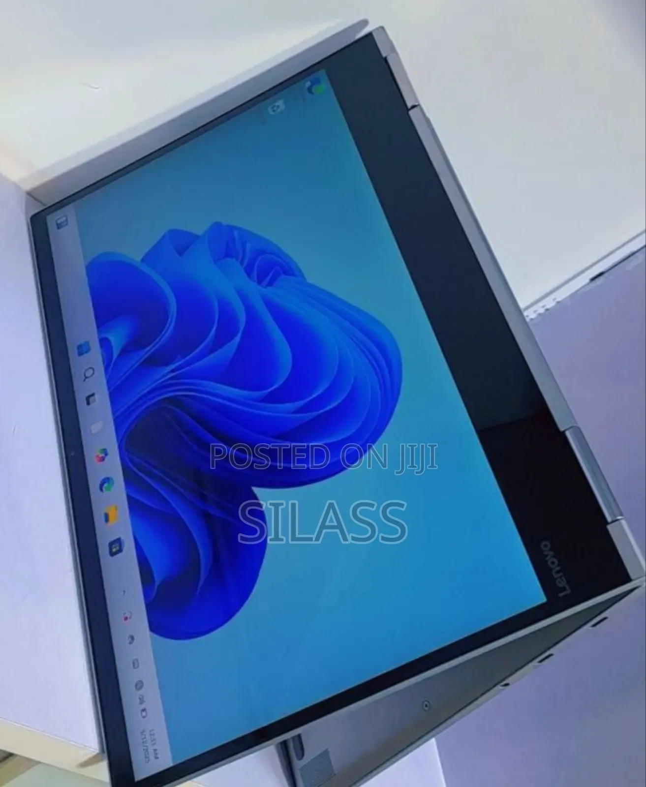 New Laptop Lenovo Yoga 730 8GB Intel Core I5 SSD 256GB