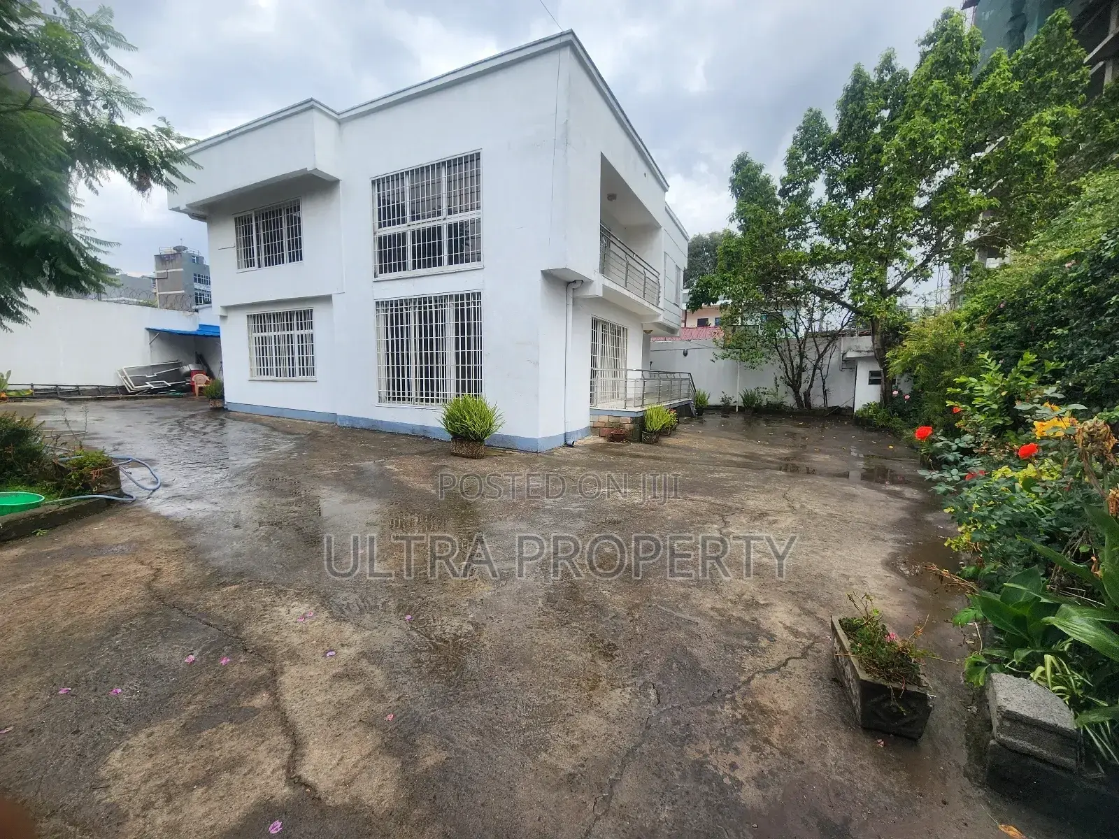 4bdrm House in Bole for rent