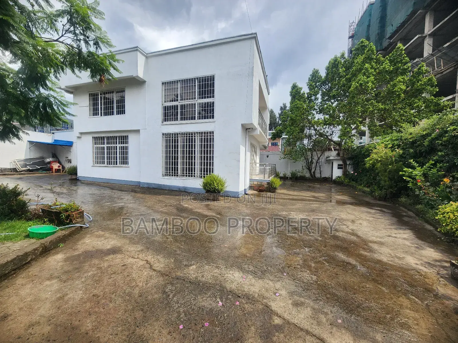 4bdrm House in Bole for rent