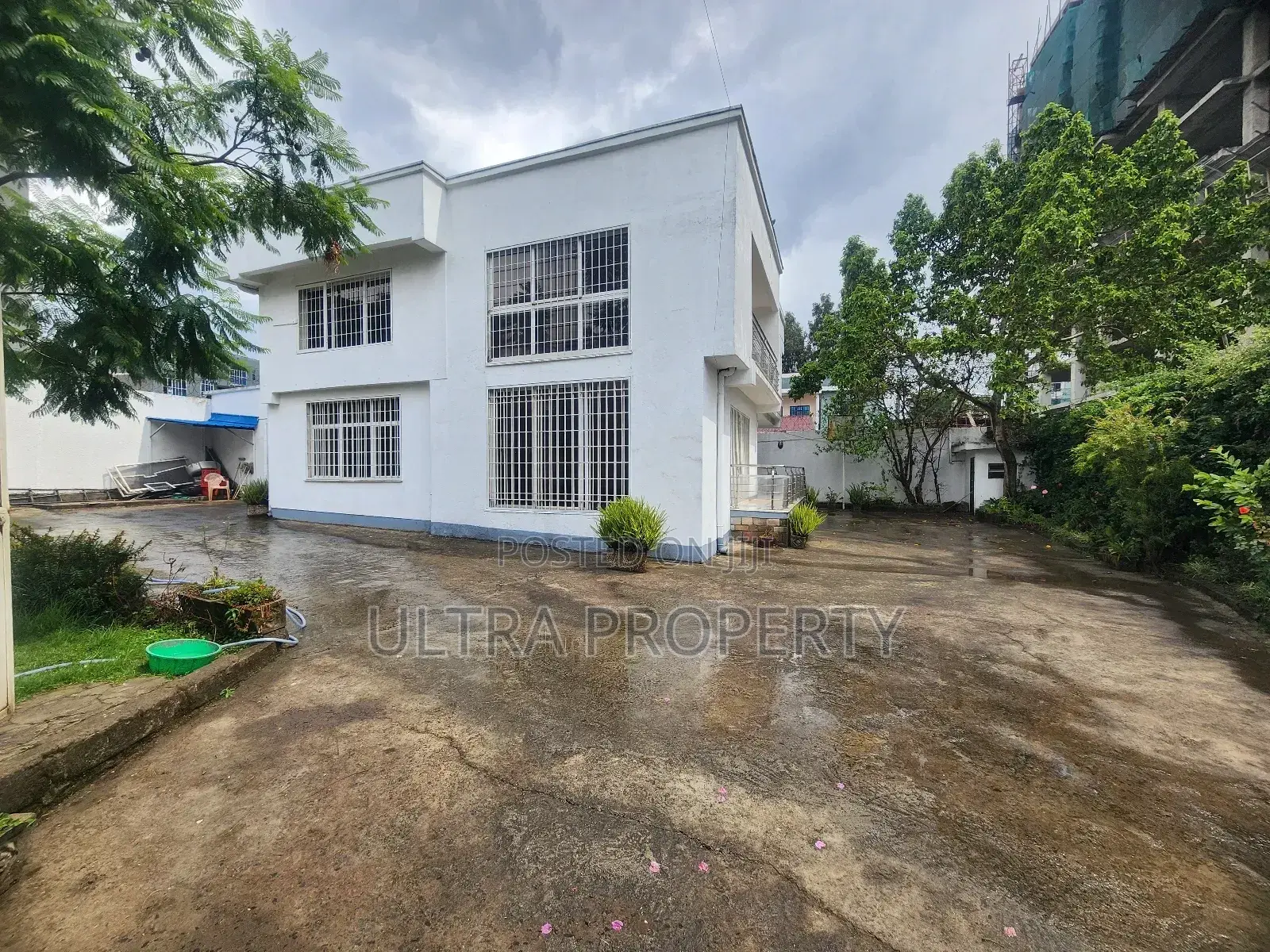 4bdrm House in Bole for rent