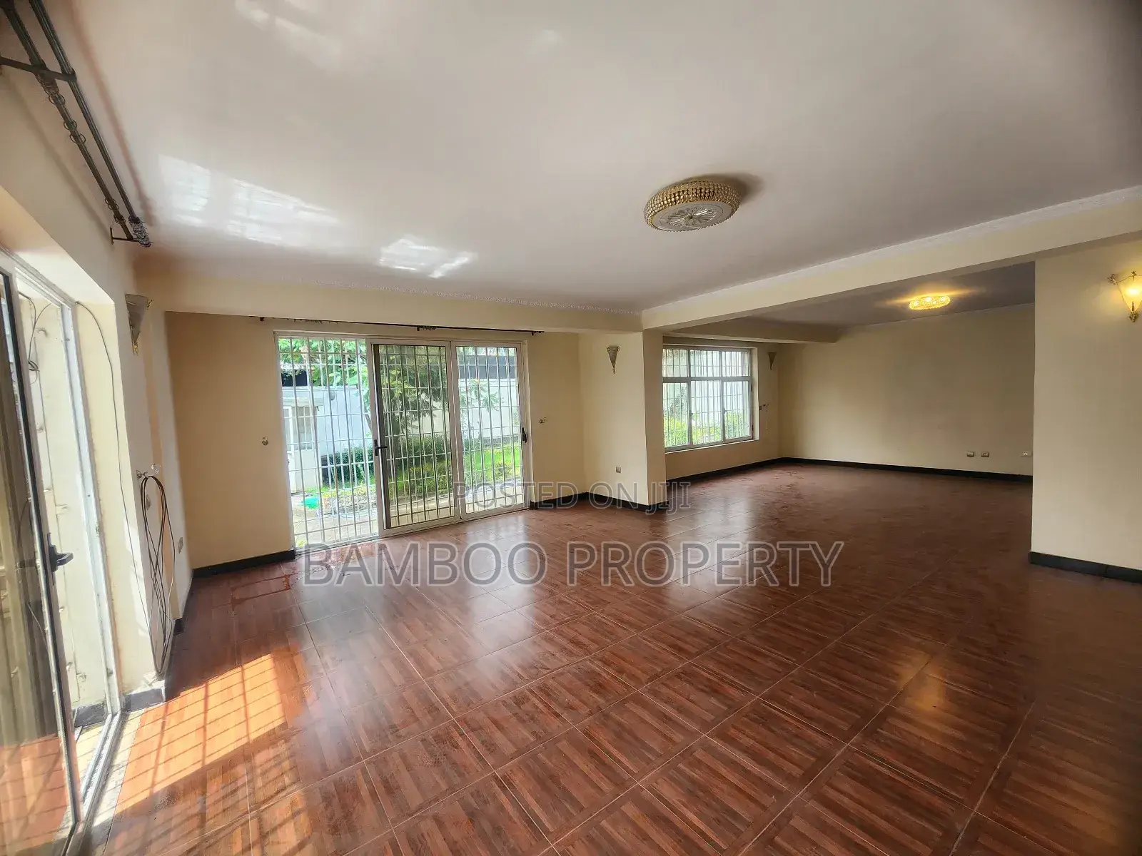 4bdrm House in Bole for rent