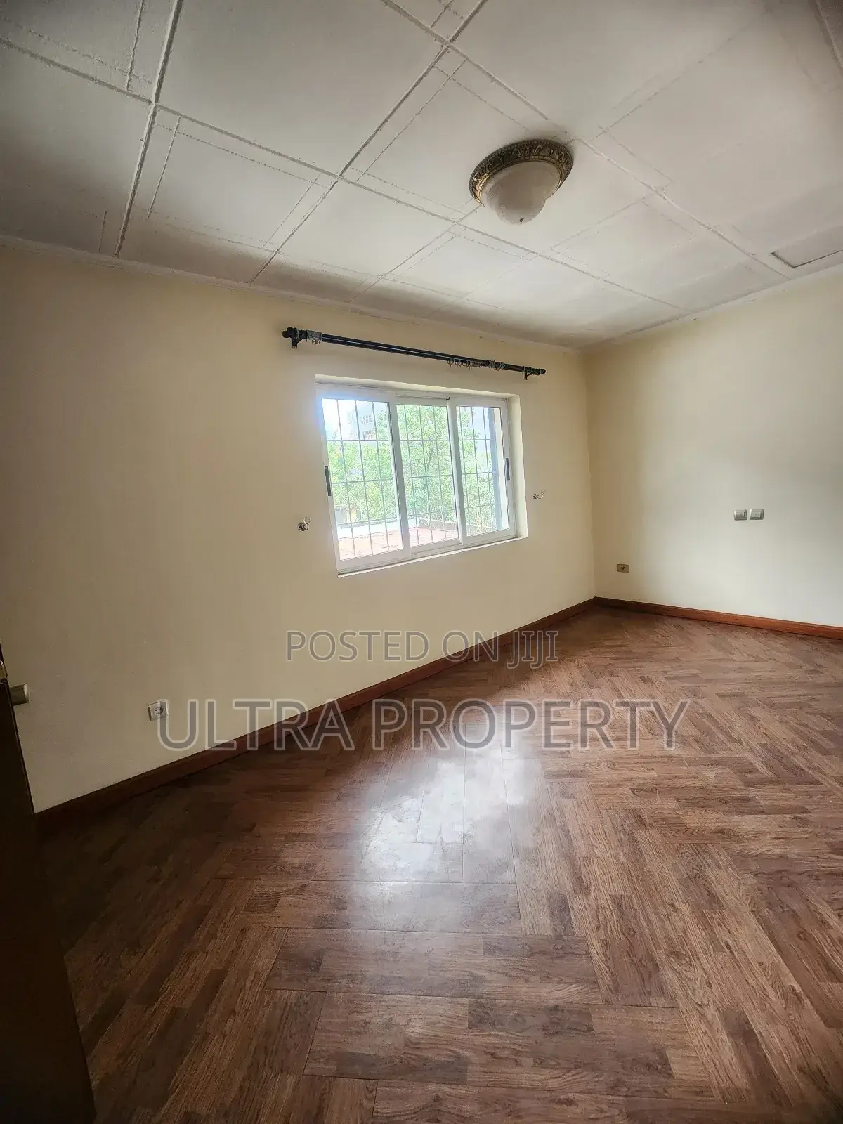 4bdrm House in Bole for rent