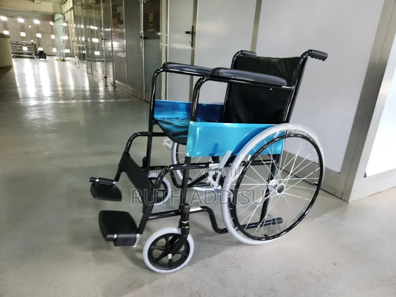 Wheelchair米蘭wheelchair巢的wheelchair孓前wheelchair愛心wheelchair