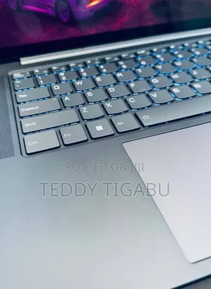 New Laptop Lenovo 32GB Intel Core I7 SSD 1T