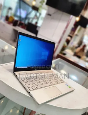 New Laptop HP Pavilion 15 8GB Intel Core I7 SSD 512GB