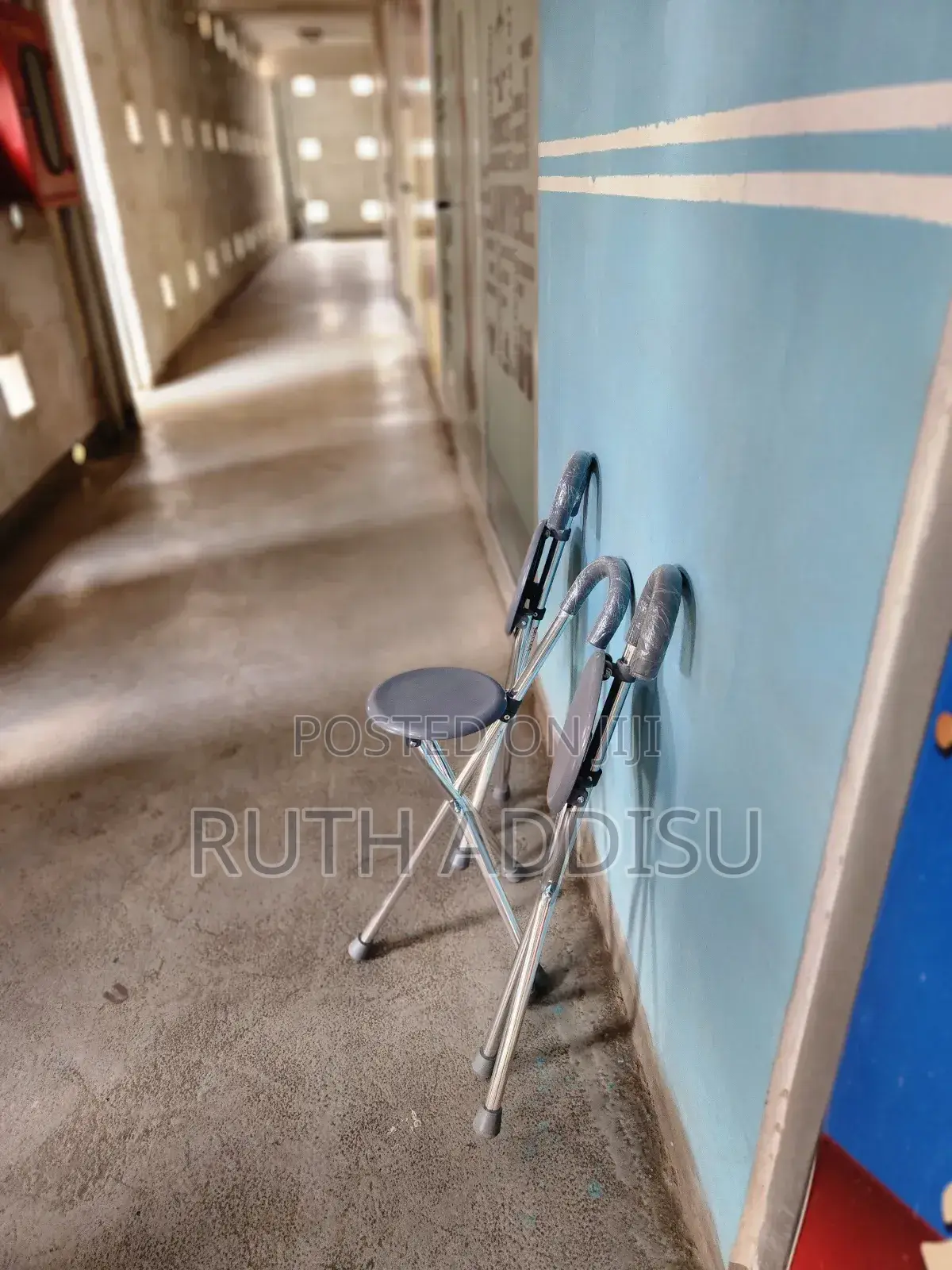 Seat Cane ሐቀመጫ ያለው ከዘራ Almunihm Medical Cane