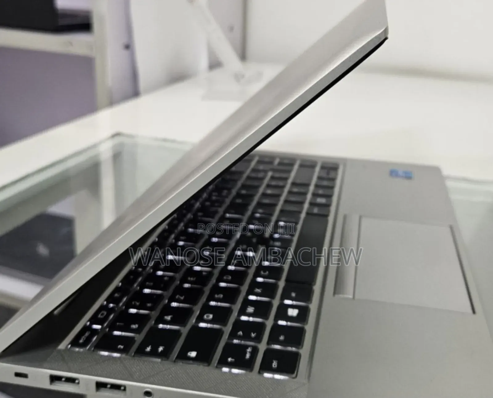 New Laptop HP EliteBook 840 G8 16GB Intel Core I5 SSD 512GB