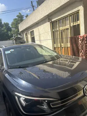 Photo - New Volkswagen ID.6 2023 Blue