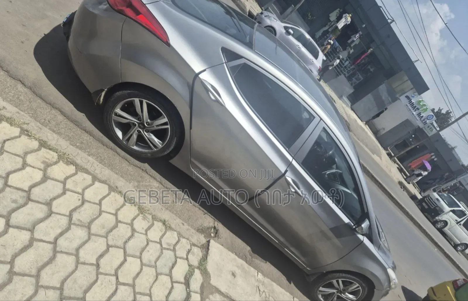 Hyundai Elantra 2013 Silver