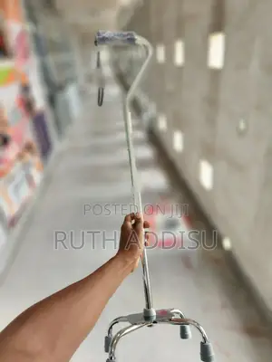 Photo - Four Leged Cane想到almunium Four Leged Cane米蘭cane Almunium