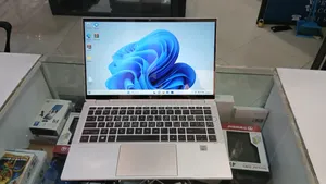 Photo - Laptop HP EliteBook X360 1040 G7 16GB Intel Core I7 SSD 512GB