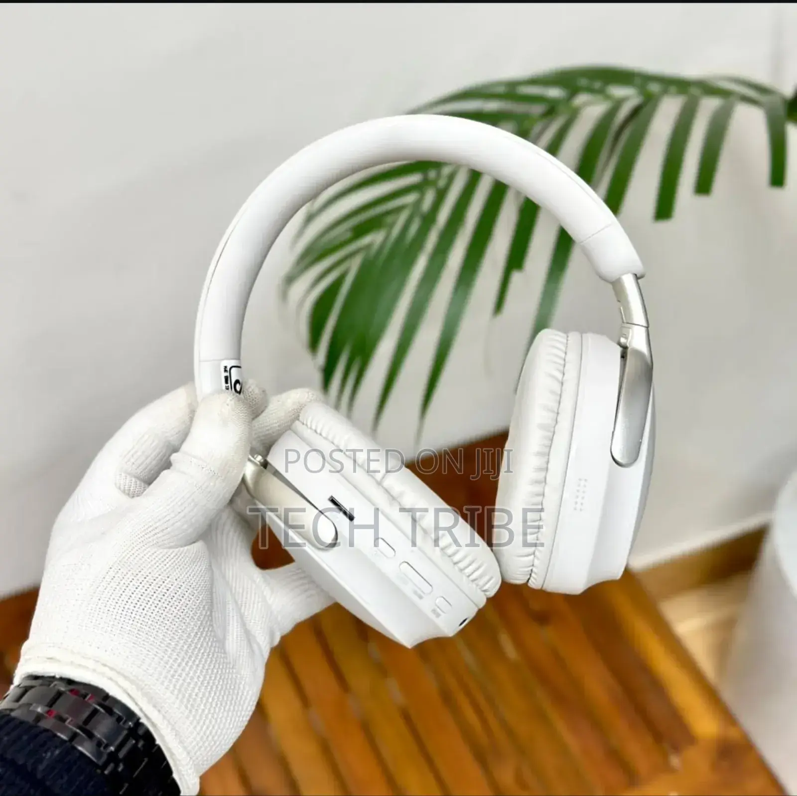 Bose Ultra Headphone Noise Canceling Spatial Audio Sandstone