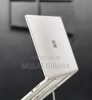 New Laptop Microsoft Surface 8GB Intel Core I5 SSD 256GB