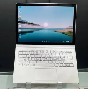 New Laptop Microsoft Surface 8GB Intel Core I5 SSD 256GB