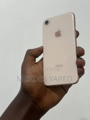 Photo - New Apple iPhone 8 64 GB Rose Gold