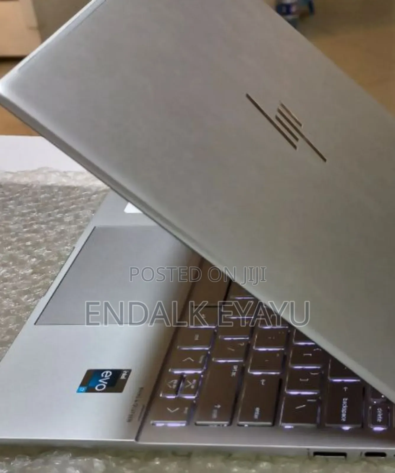 New Laptop HP Envy X360 8GB Intel Core I7 SSD 512GB