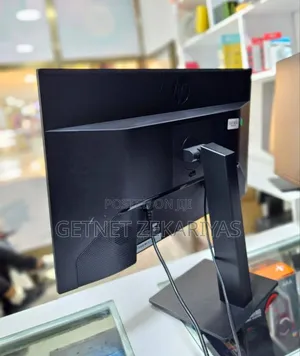 Hp and Dell Framless Monitore