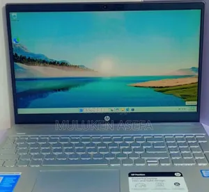 New Laptop HP Pavilion 15 8GB Intel Core I7 SSD 256GB