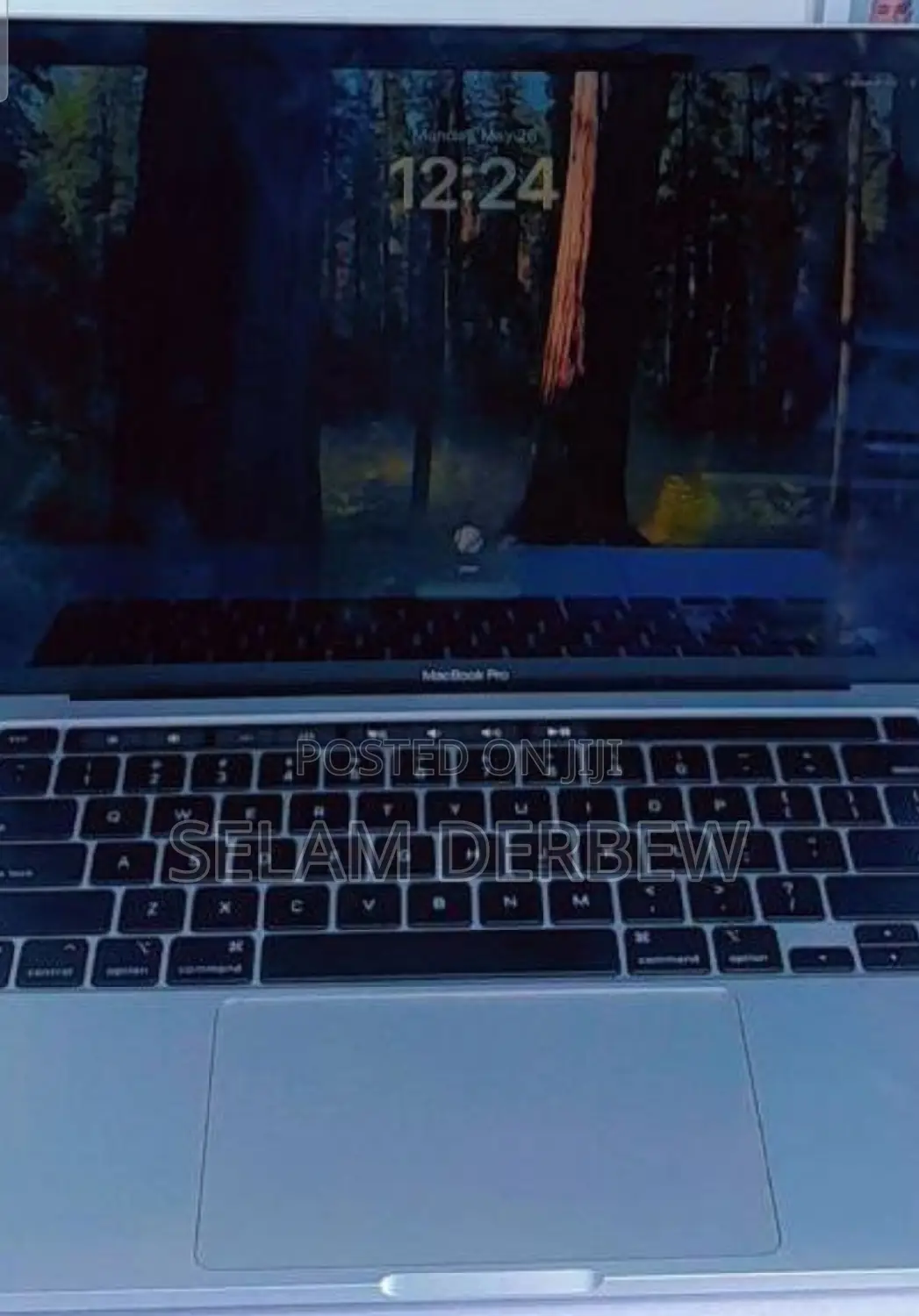 New Laptop Apple MacBook Pro 2022 M2 8GB Apple M2 SSD 512GB