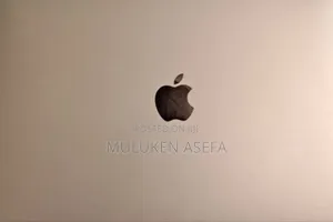 New Laptop Apple MacBook Pro 2019 8GB Intel Core I5 SSD 256GB