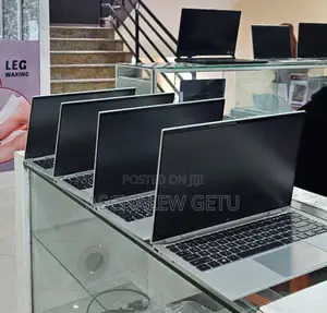 New Laptop HP Spectre 16GB Intel Core I7 SSD 512GB