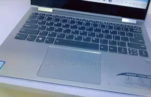 Photo - New Laptop Lenovo ThinkPad Yoga 370 8GB Intel Core I5 SSD 256GB