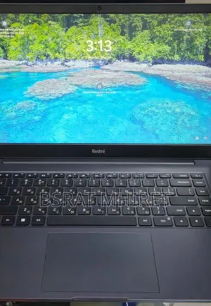 New Laptop Apple MacBook Pro 2019 8GB Intel Core I5 SSD 512GB