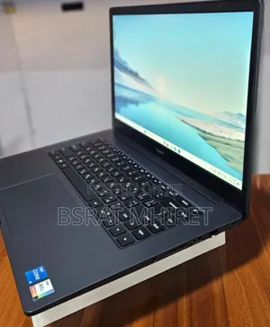 New Laptop Apple MacBook Pro 2019 8GB Intel Core I5 SSD 512GB