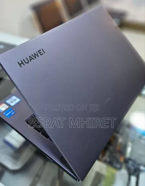 New Laptop Huawei MateBook 13 WRT-W19E 8GB Intel Core I5 SSD 512GB