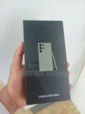 Photo - New Samsung Galaxy S24 Ultra 256 GB Silver