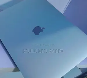 New Laptop Apple MacBook Pro M1 8GB Apple M2 SSD 512GB