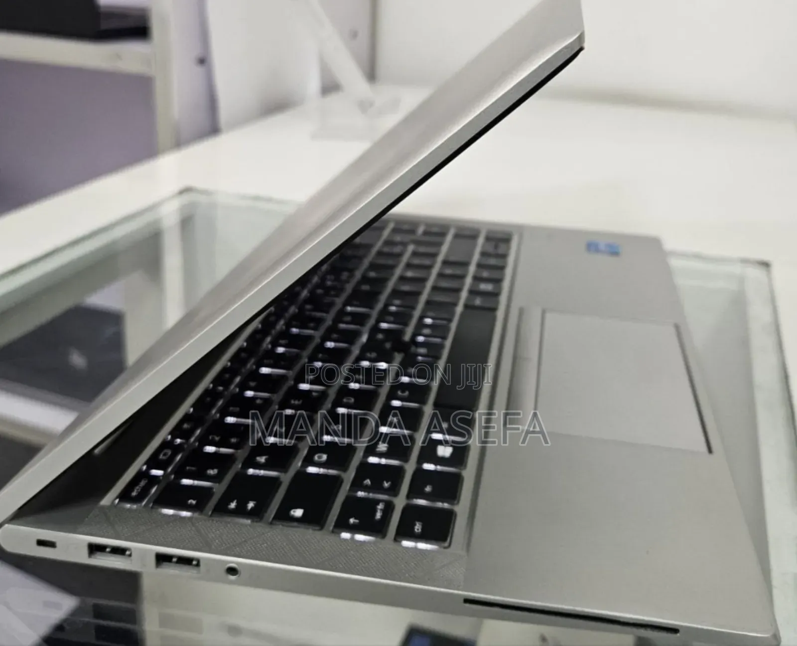 New Laptop HP EliteBook 840 G8 16GB Intel Core I5 SSD 512GB