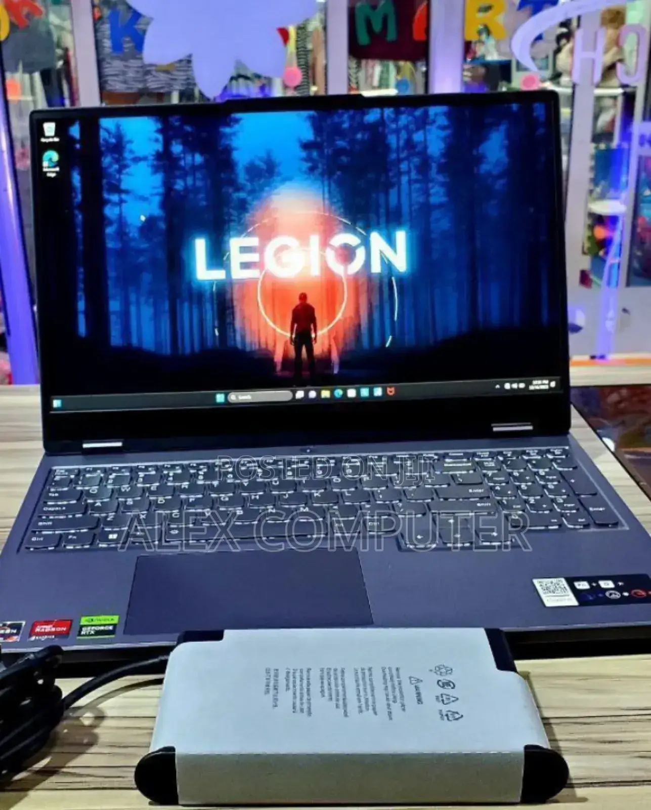 New Laptop Lenovo Legion 5 16GB AMD Ryzen 7 SSD 1T