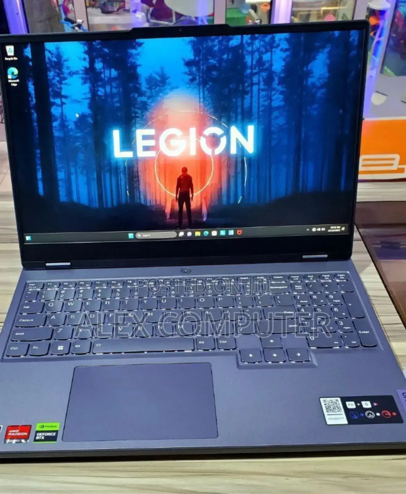 New Laptop Lenovo Legion 5 16GB AMD Ryzen 7 SSD 1T