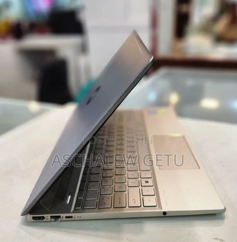 New Laptop HP Pavilion 15 8GB Intel Core I7 SSD 512GB