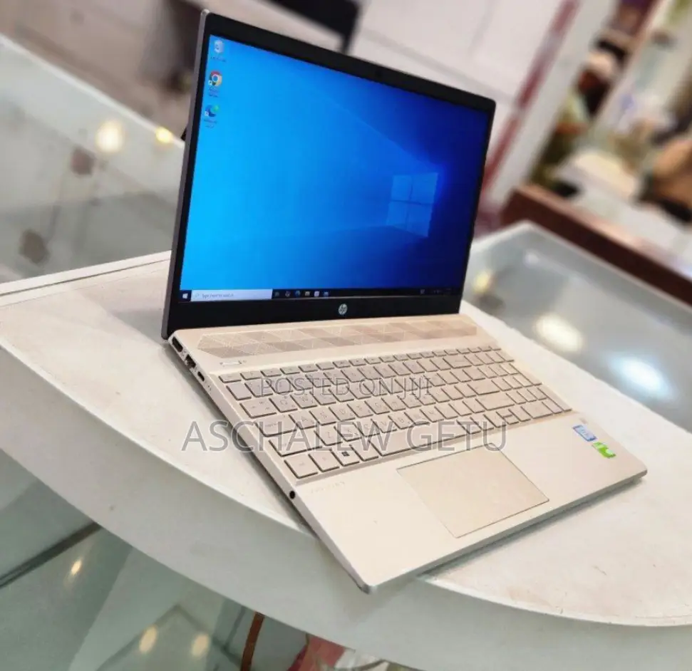 New Laptop HP Pavilion 15 8GB Intel Core I7 SSD 512GB