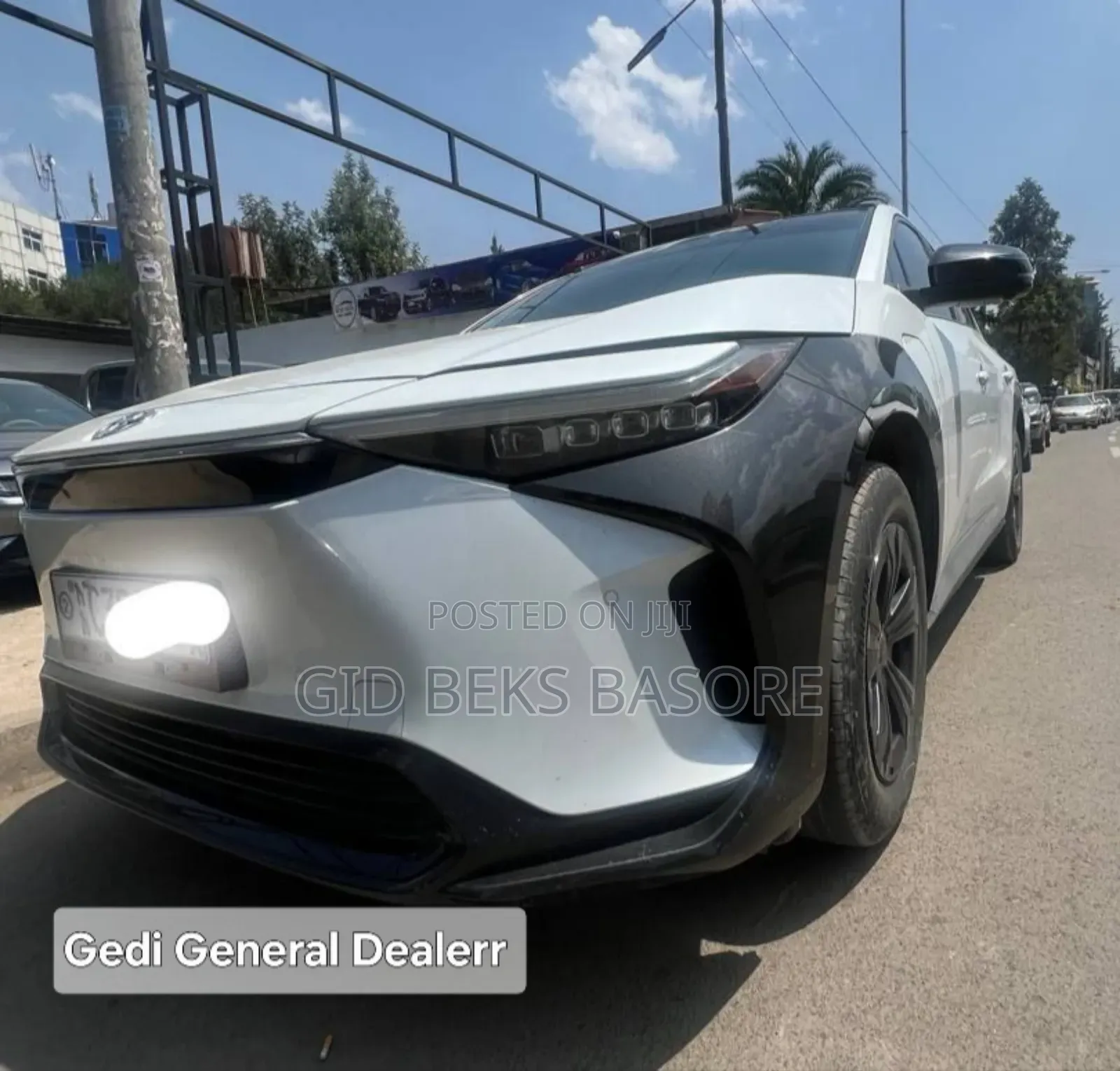 Toyota bZ4X 2023 White